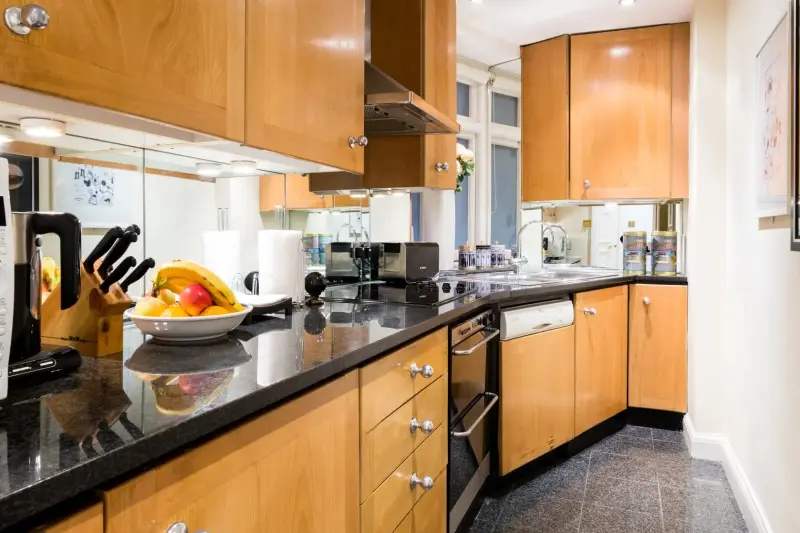 Chic & Antique Mayfair Haven in Mayfair